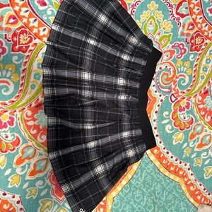 ALO Yoga Black and White Pleated Skater Skirt